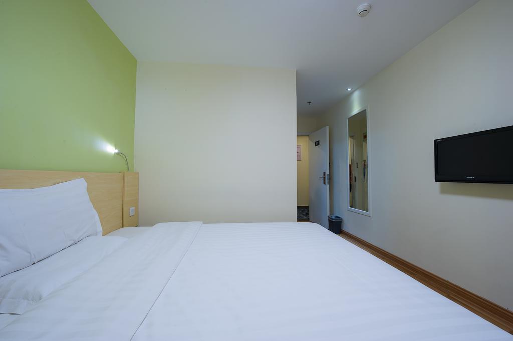 7Days Inn Chengdu Wuda Garden Exterior foto