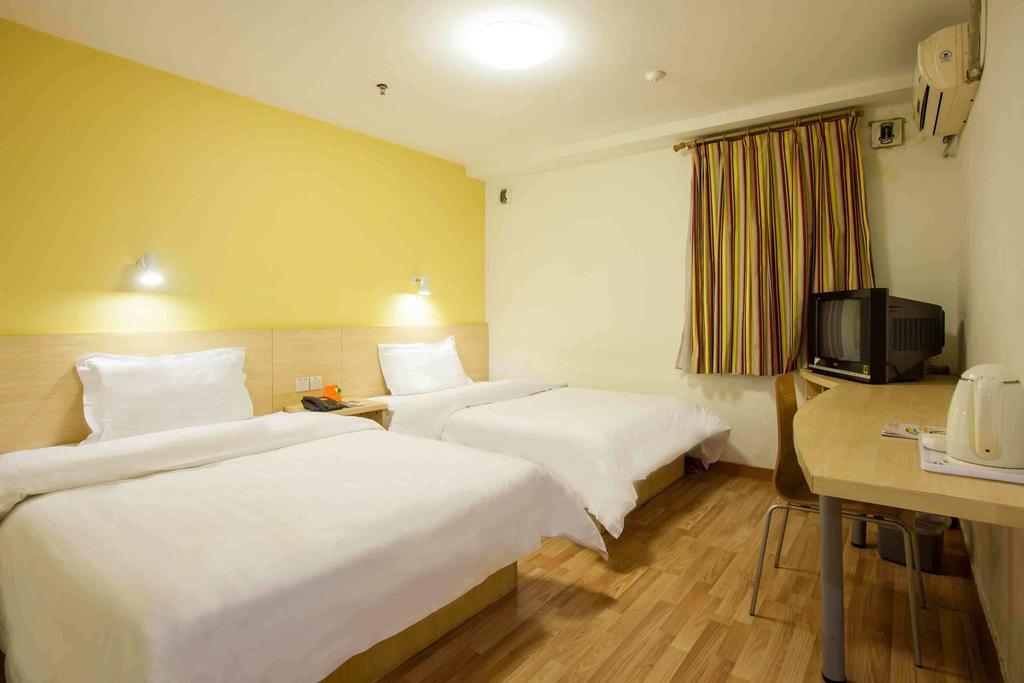 7Days Inn Chengdu Wuda Garden Exterior foto
